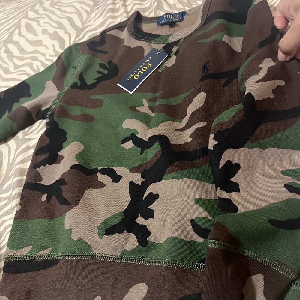 Polo NWT Camouflage long sleeve sweater Kids small